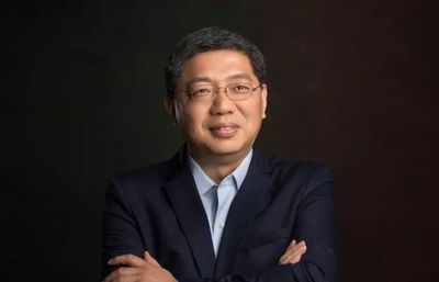 巴曙松
中国银行业协会首席经济学家
香港交易所董事总经理 、首席中国经济学家